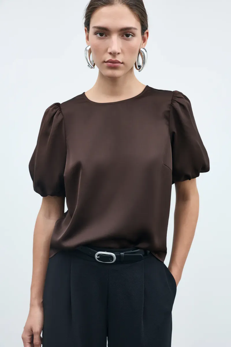 VIELLETTE 2/4 SATIN PUFF TOP 
